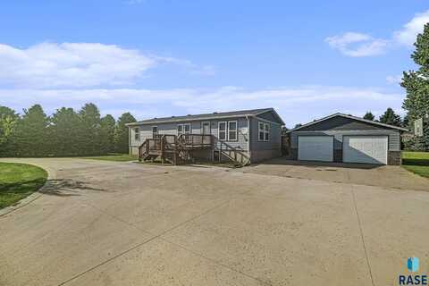 48196 Kim Cir, Brandon, SD 57005