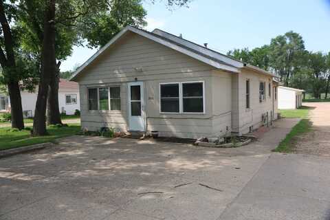 2912 E Rice St, Sioux Falls, SD 57103