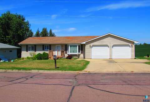 1100 4th St, Garretson, SD 57030