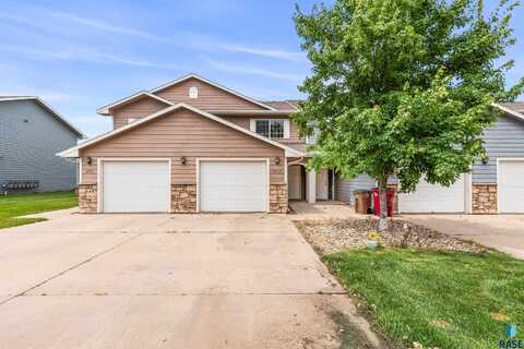 6513 Santa Rosa Pl, Sioux Falls, SD 57108