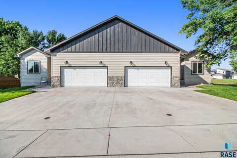 703 N Marquette Ave, Sioux Falls, SD 57110