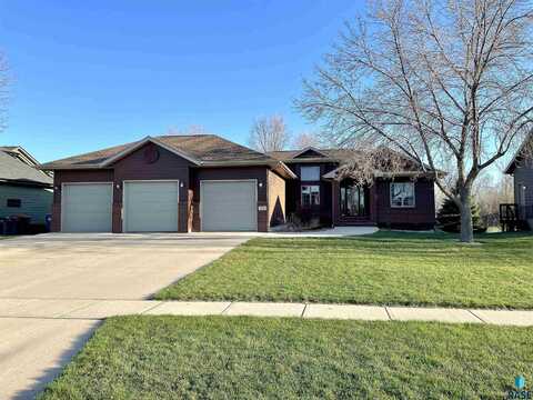 425 W Ivy Rd, Tea, SD 57064