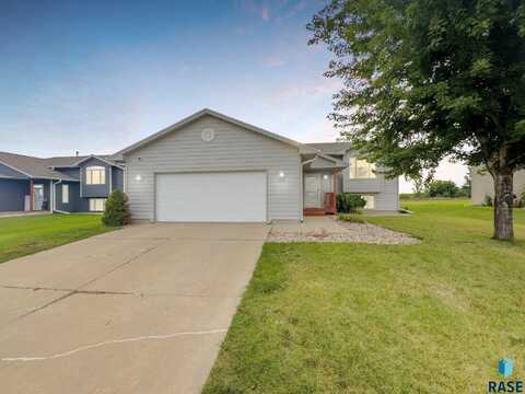 3712 S Stanford Ave, Sioux Falls, SD 57106