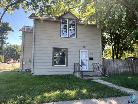 500 S Williams Ave, Sioux Falls, SD 57104