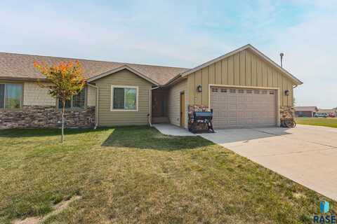 122 Lake Ridge Dr, Wentworth, SD 57075