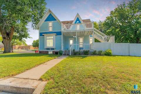 626 N Main St, Canton, SD 57013