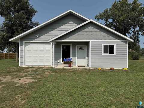 212 W Hieb St, Marion, SD 57043