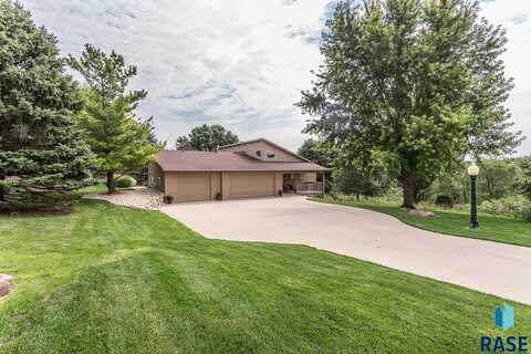 26830 480th Ave, Sioux Falls, SD 57108