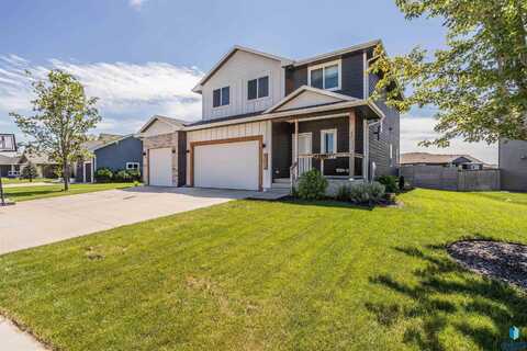 5212 S Yarrow Trl, Sioux Falls, SD 57108