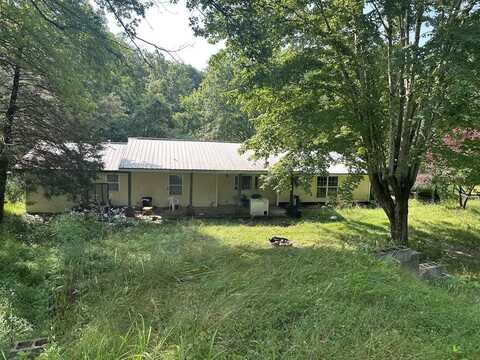 12150 Caneyville Road, Caneyville, KY 42721