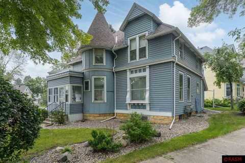 829 S 2nd Street, Mankato, MN 56001