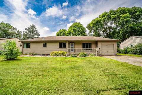 1210 Woodland Avenue, Mankato, MN 56001