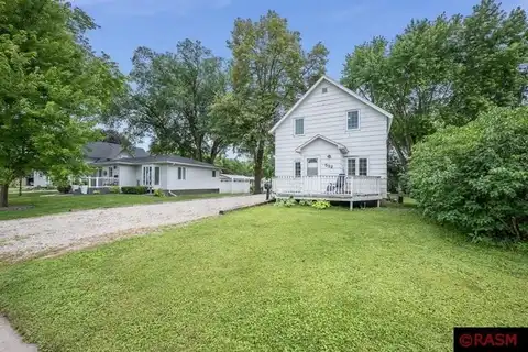 512 E 11th Street, Blue Earth, MN 56013