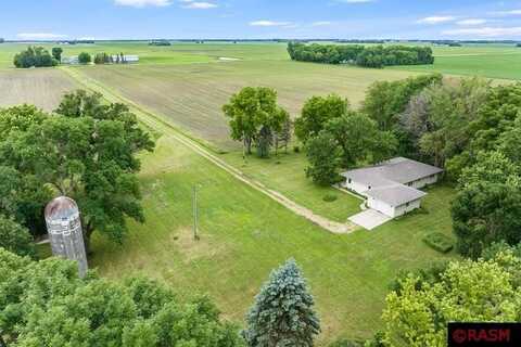 55175 160th Street, Wells, MN 56097