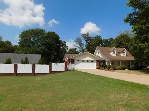 615 Gloria Lane, Clarksville, AR 72830