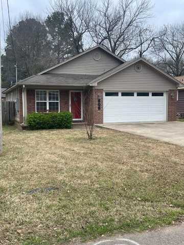 806 E 7th Street, Russellville, AR 72801