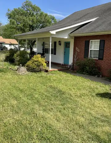 825 S Montgomery Street, Clarksville, AR 72830