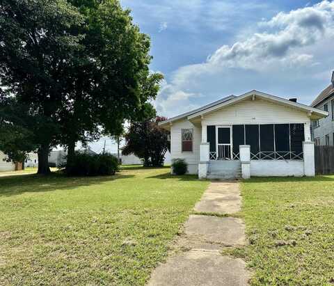 109 S Division Street, Morrilton, AR 72110