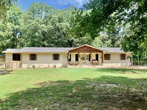 215 Applegate Lane, Dover, AR 72837