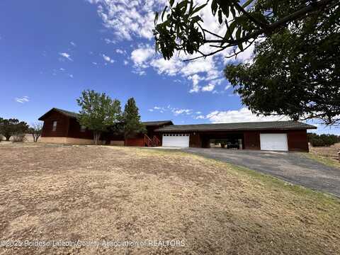 664 Mt. Capitan Road, Capitan, NM 88316