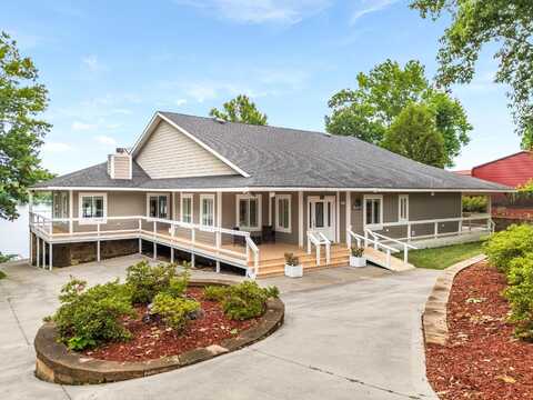 261 Lakewood Circle Drive, Decatur, TN 37322