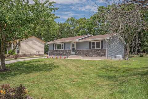 703 Beuth Road, Moberly, MO 65270