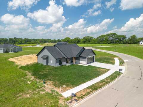 908 Destinee Dr., Moberly, MO 65270