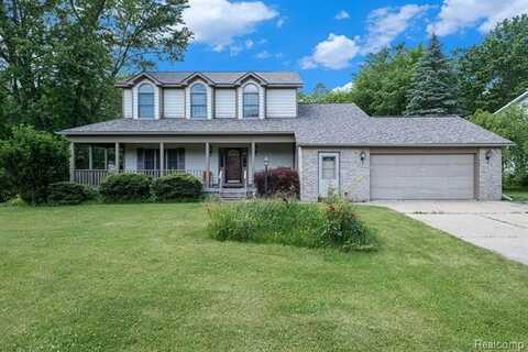 213 Carriage Way, Davison, MI 48423