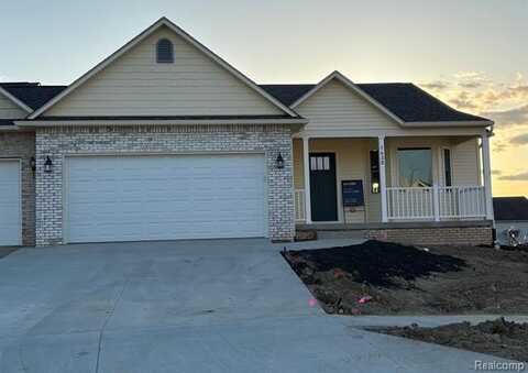 1430 N Mallard Circle, Owosso, MI 48867