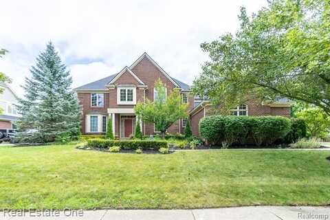 18090 Peninsula Way, Northville, MI 48168