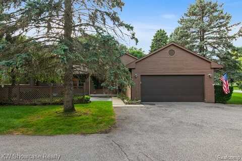 7771 OAKLAND Place, Waterford, MI 48327