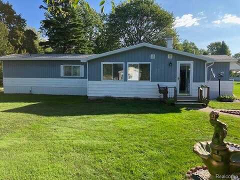 7377 BIRCH Drive, Port Hope, MI 48468