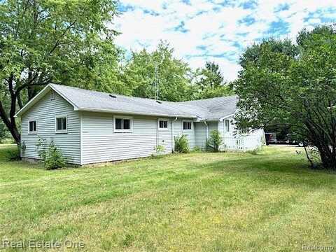 566 TOWNLINE Road, Tawas City, MI 48763