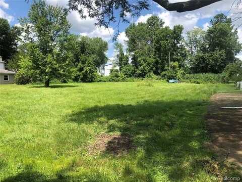 2 HAMER, New Baltimore, MI 48047