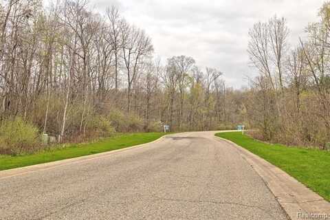 502 BLUEBIRD Trail, Ortonville, MI 48462