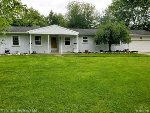 21982 BELL Road, New Boston, MI 48164