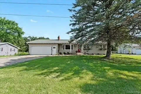 916 W DANSVILLE Road, Mason, MI 48854