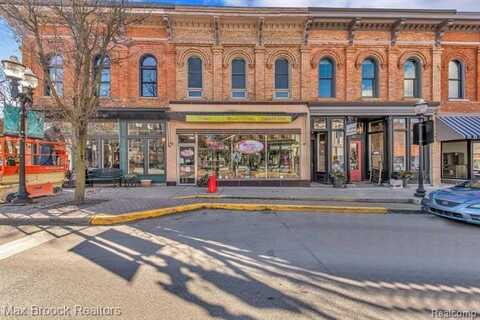 103 N MAIN Street, Chelsea, MI 48118