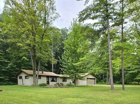 3951 Mary Anne Lane, Caseville, MI 48725