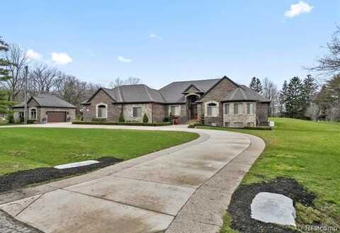 3960 HARVEST CREEK Court, Rochester, MI 48306