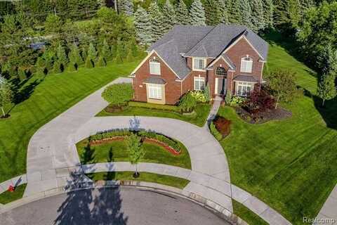 16946 NIAGARA Drive, Northville, MI 48168