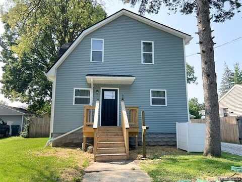 1505 YOUNG Street, Owosso, MI 48867