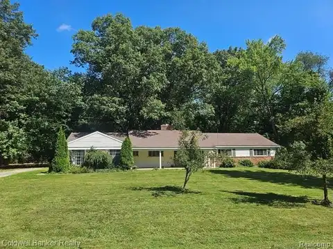 6619 VACHON, Bloomfield Hills, MI 48301