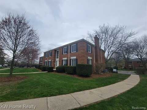 747 E E Fox Hills Drive E, Bloomfield Hills, MI 48304