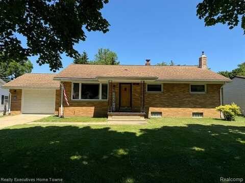 121 GAIGE Street, Croswell, MI 48422