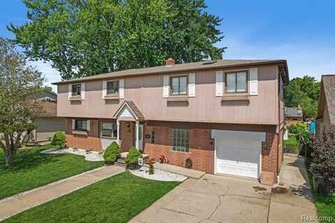 22445 MAPLE Street, Saint Clair Shores, MI 48081