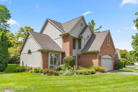 30612 SEQUOIA Circle, Farmington Hills, MI 48331