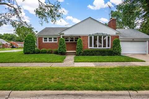 2060 ALLARD Avenue, Grosse Pointe Woods, MI 48236