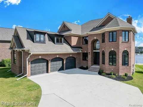 52430 SILENT RIDGE Drive, Chesterfield, MI 48051