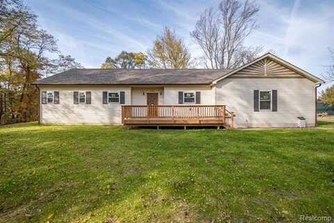 9090 CHILSON Road, Brighton, MI 48116